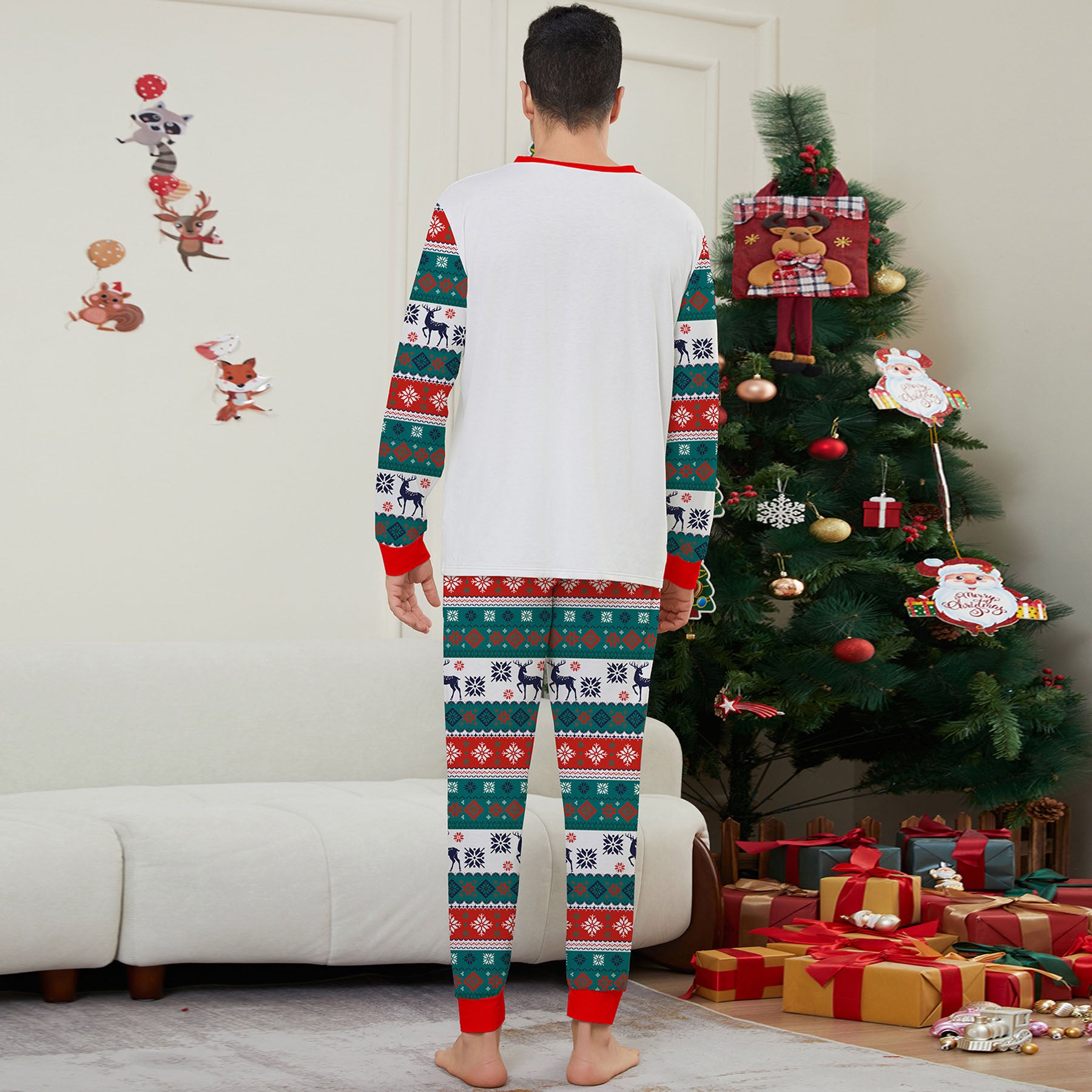 Christmas Deer print Contrasting colors Family Matching Pajamas Sets